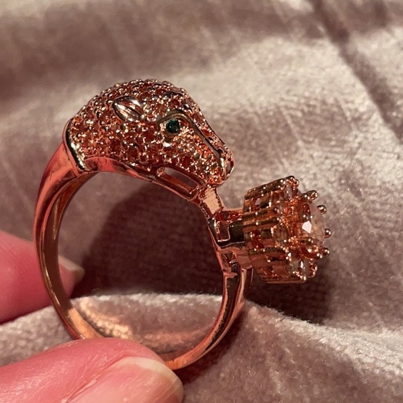 Leopard Rose Gold Spinner Ring Size 9 NWOTS - Picture 7 of 9
